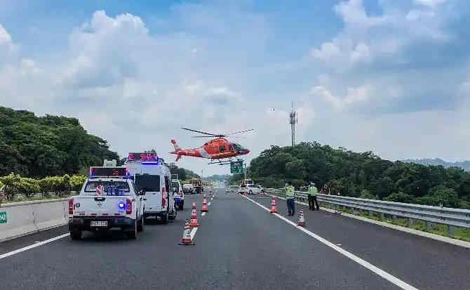 郁南高速公路汽车救援案例